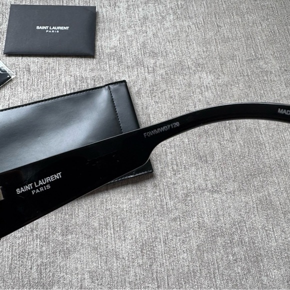 Saint Laurent Black Sunglasses - Picture 6 of 8